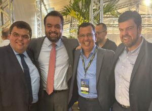 Maurício BM participa da inauguração das operações da termelétrica em Macaé
