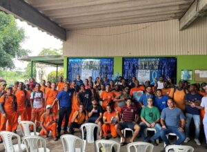 Café da manhã de conscientização sobre o câncer de próstata reúne colaboradores em Araruama
