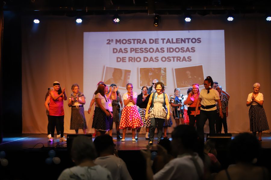 Mostra de Talentos encerra Mês do Idoso