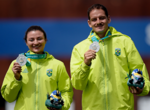 Pan: Brasil fatura mais 2 pratas no tiro com arco e vaga em Paris 2024