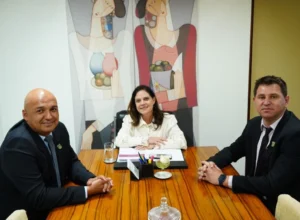 Prefeito de São Pedro da Aldeia vai a Brasília garantir emendas antes do ‘fechamento’