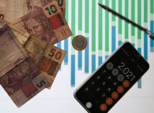 Estimativas do mercado para inflação e PIB permanecem estáveis
