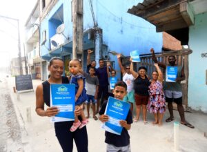 Mais 50 famílias recebem títulos de Regularização Fundiária em Rio das Ostras