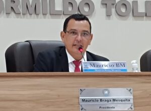 Eleições 2024: Maurício BM, presidente da Câmara Municipal, se consolida como pré-candidato a prefeito de Rio das Ostras