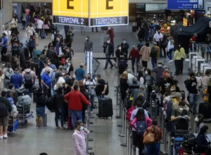 Alta temporada do turismo deve movimentar R$ 155 bilhões no Brasil