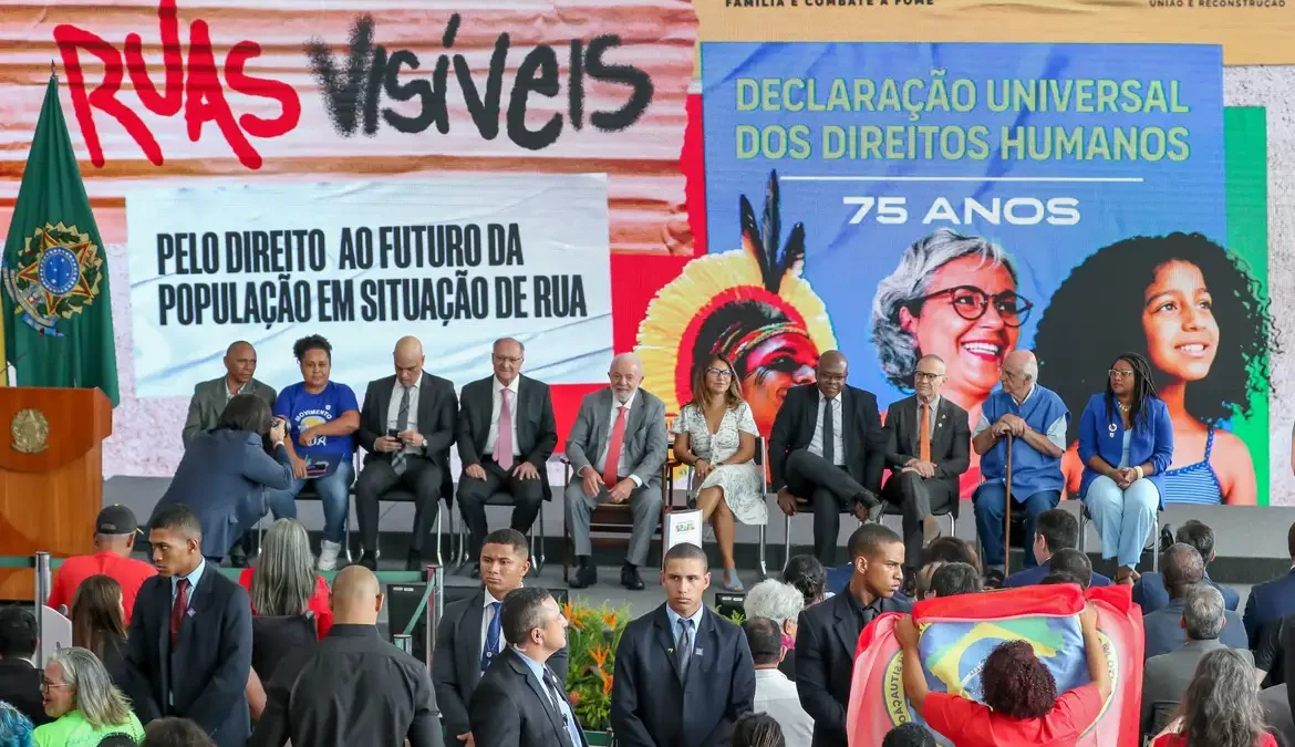 Governo destina R$ 1 bilhão para ações à população em situação de rua