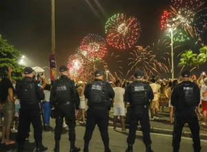 Segurança no réveillon do Rio tem prisões por reconhecimento facial