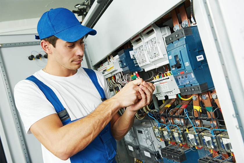 Saquarema: Prefeitura oferece curso gratuito de Eletricista Predial