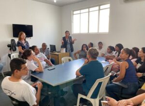 Prefeitura realiza treinamento com os agentes de saúde que vão participar do Dia D contra a dengue