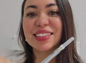 Dra. Betânia Lima, referência em harmonização de orelhas, falou tudo sobre o procedimento