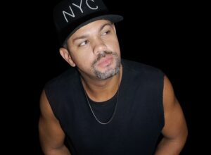Cantor de Funk CALL lança sua mais recente música “Na Madrugada”