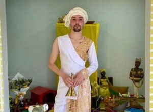Pai Welinton de Oxum é dirigente espiritual e dono do Reino de Oxum Bomi, que vem se destacando no Sul do Brasil