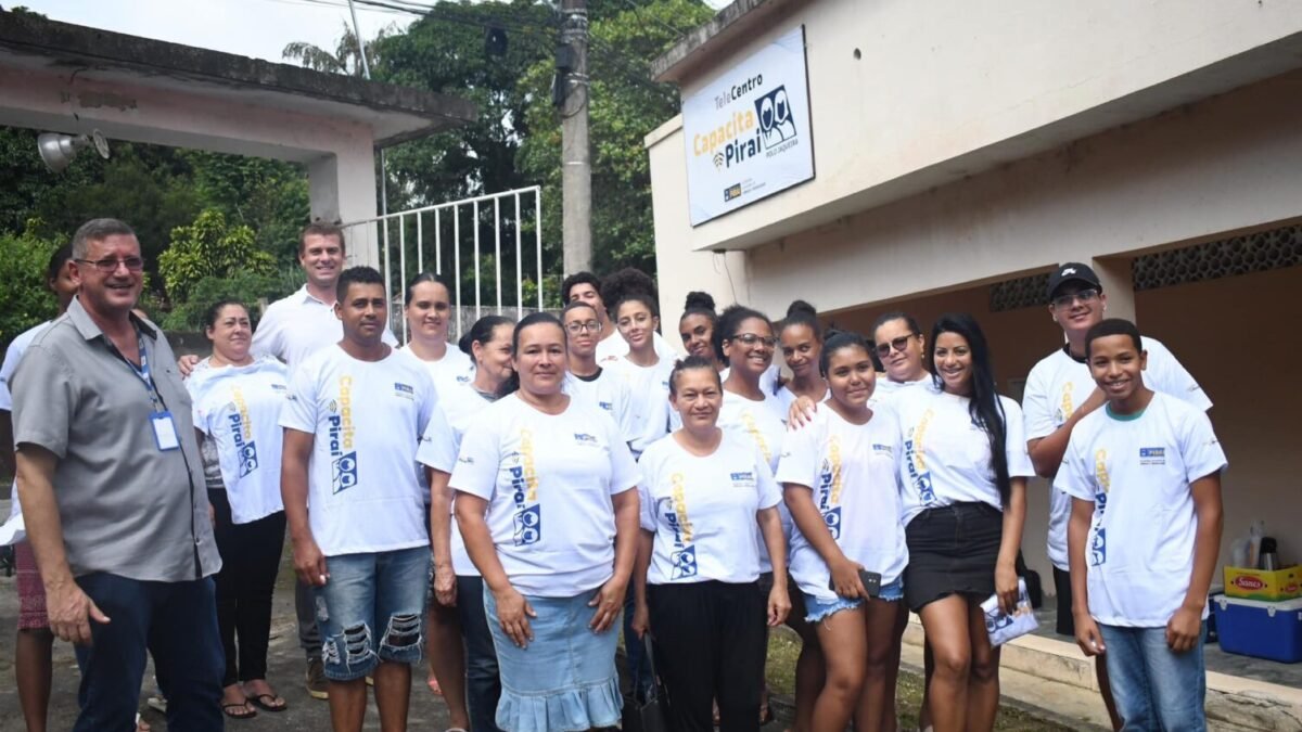 “Prefeitura de Piraí reinaugura telecentro na Jaqueira: impulsionando a inclusão digital e oportunidades de capacitação”
