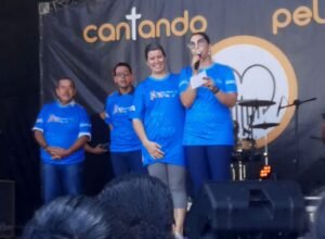 Milhares de pessoas participam de caminhada pela Conscientização do Autismo em Guaianases