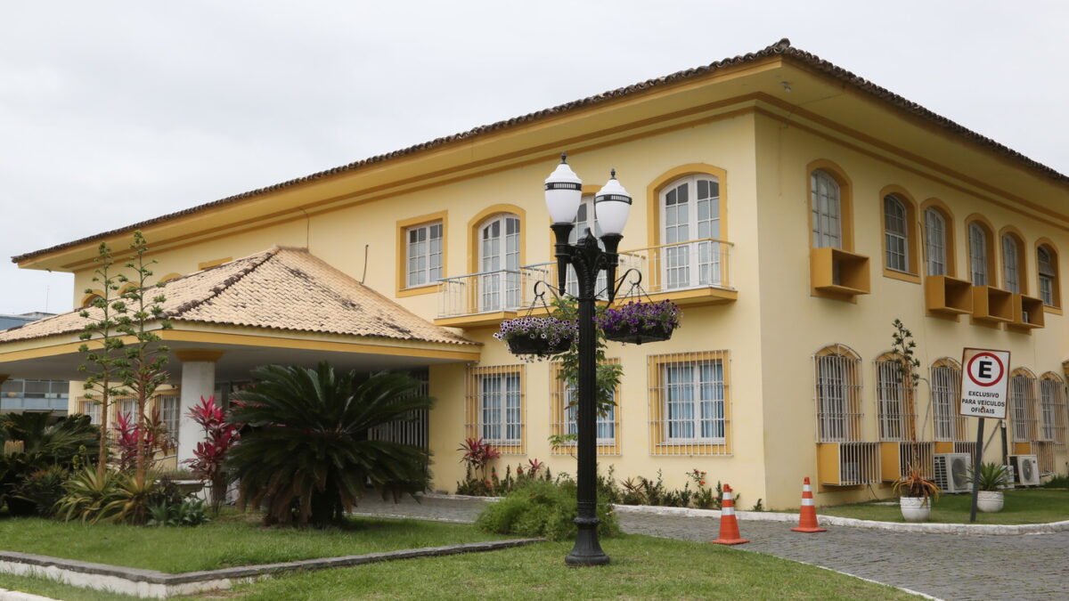 Notícias – Prefeitura de Araruama vai dar posse aos novos secretários de Governo, Transportes e chefe de gabinete