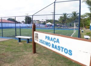 Nova Esperança recebe praça reformada