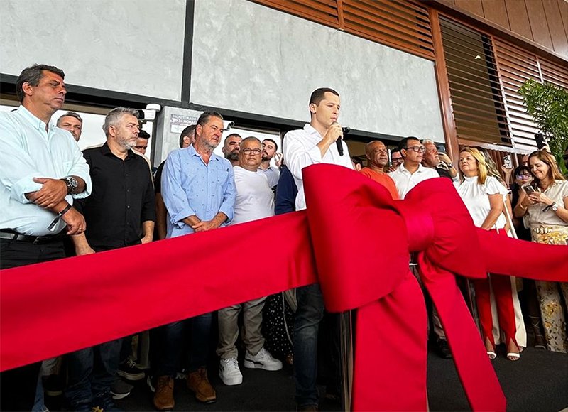 Rio das Ostras Celebra: Inauguração do Shopping Plaza Atrai Grande Público!