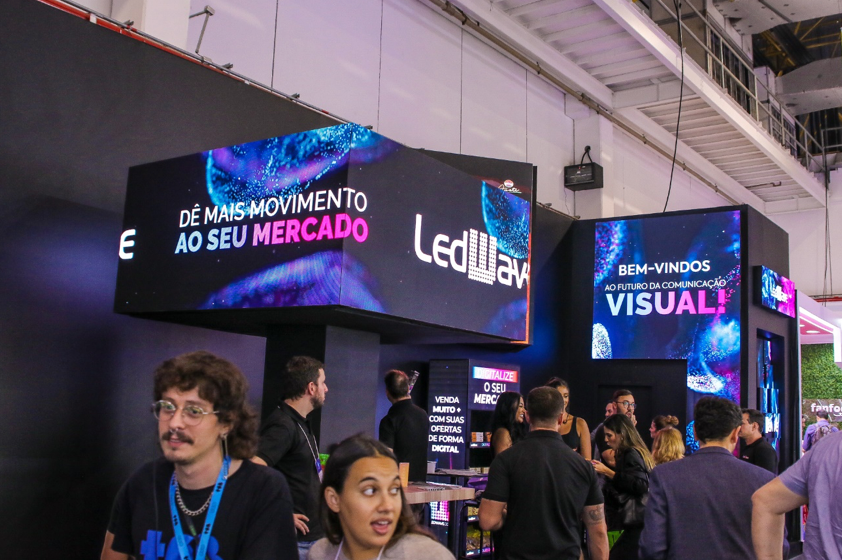 LedWave brilha na APAS Show 2024: Inovação e encantamento no setor supermercadista