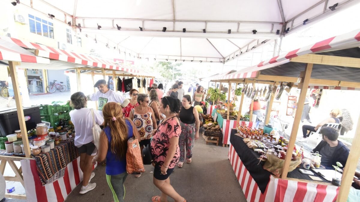Feira da Agricultura Familiar volta a Itaipuaçu neste sábado (13/07)