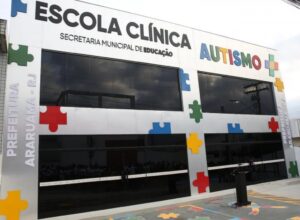 Araruama inaugura Escola Clínica Autismo+ em atendimento aos estudantes da rede municipal de ensino