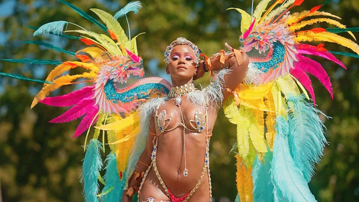 Jamaicana Christina Gonzalez reforça time de musas da Em Cima da Hora