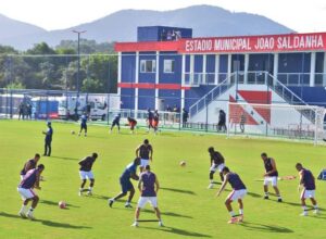 Estádio Municipal João Saldanha recebe disputa entre Maricá Futebol Clube e Olaria