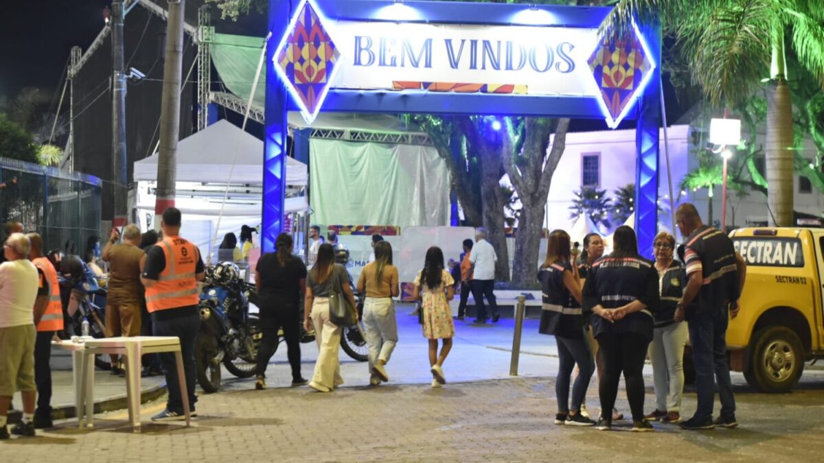Festa de Nossa Senhora do Amparo representa movimento na economia local