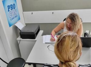 Procon faz mutirão de renegociação de dívidas até quarta em Cabo Frio