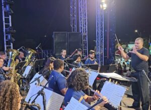 Orquestra de Sopros Nova Aurora se apresenta com Raiz do Sana em Rio das Ostras