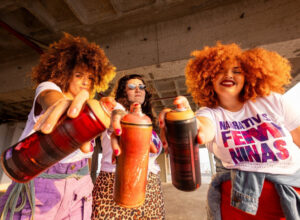 Projeto “Narrativas Femininas” resgata histórias de mulheres notáveis em mural de grafite interativo