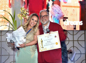Noite repleta de emoções no Fama e Destaque Awards by Viviane Alves
