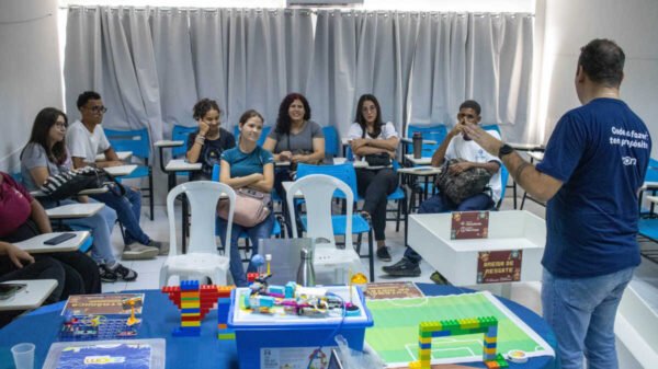 1ª Feira Tecnológica Pedagógica é sucesso em São Pedro da Aldeia