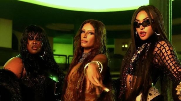 Pabllo Vittar fica de fora de performance do hit ‘Alibi’ na TV dos EUA