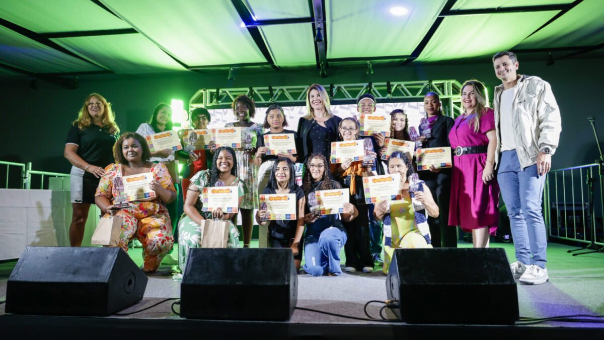 A Voz de Saquarema: Jovens talentos brilham na grande final