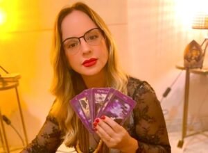 Jasmine Cigana faz previsões sobre o BBB25: Brigas, problemas de saúde, jogo sujo e muita fofoca!