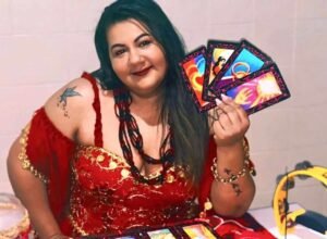 Espiritualista Claudia da Cigana Celoi: Uma vida guiada pelos Dons Espirituais e pela Magia