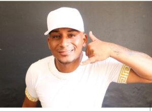 Hudson Alves: Do Samba Mineiro aos Palcos da Região dos Lagos