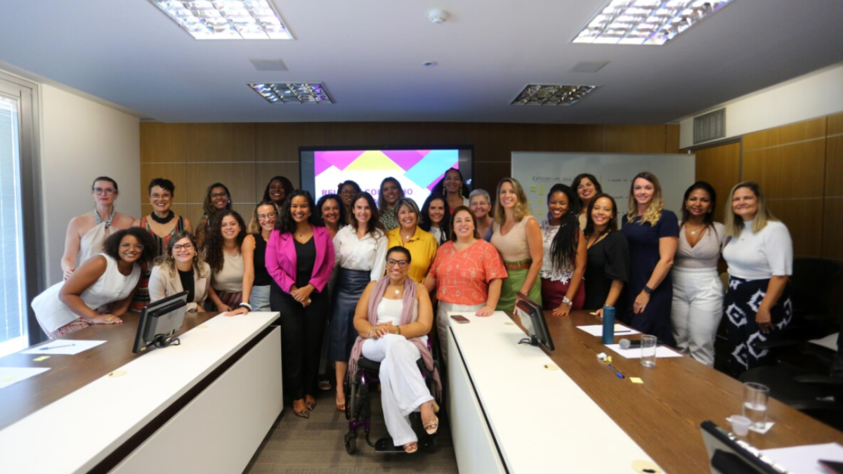 Secretaria da Mulher de Búzios marca presença no Conselho Estadual de Empreendedorismo Feminino