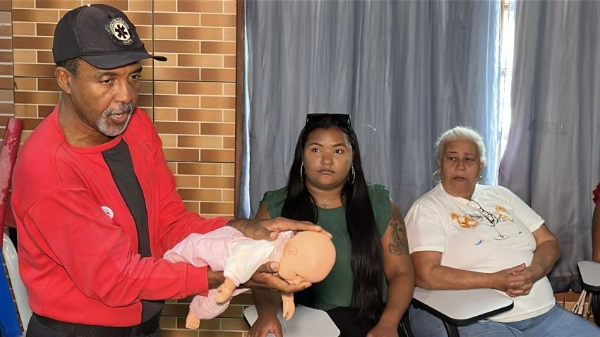 Capacitação em primeiros socorros é oferecida pela assistência social de Rio das Ostras