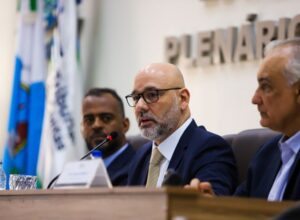Autoridades e prefeitos participam do TCE-RJ Presente em Rio das Ostras