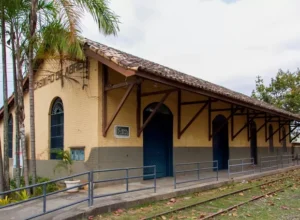 Evento destaca avanços da Educação de Jovens e Adultos em Casimiro de Abreu