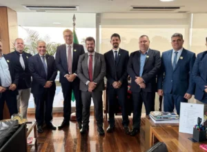 Representantes da Câmara de Macaé se reúnem com autoridades federais em Brasília