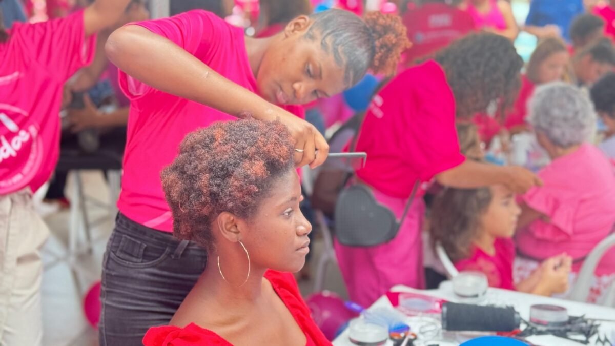 Outubro Rosa: Prefeitura de Araruama realiza 150 atendimentos médicos e identifica 3 casos suspeitos de câncer de mama