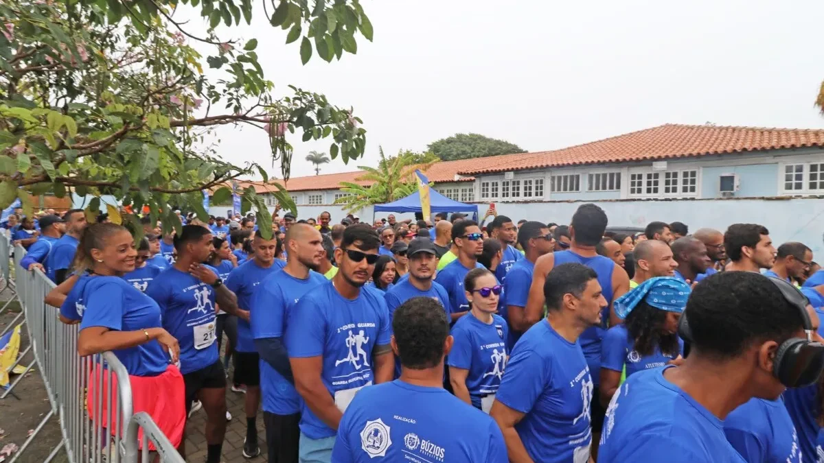 1ª Corrida da Guarda Civil reúne multidão em Búzios