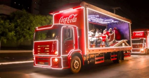 Bairro Harmonia é ponto de encontro da Caravana de Natal da Coca-Cola