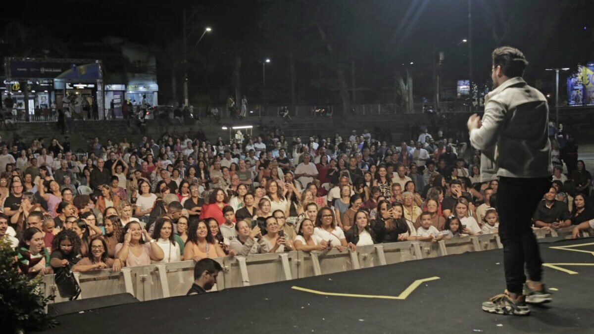Fé e música marcam os 30 anos de Búzios com Missa Campal e show na Praça Tia Uia