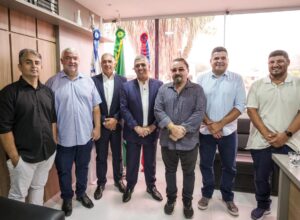 Enel promete R$ 6,1 bi e novo alimentador após encontro com prefeito de Casimiro de Abreu
