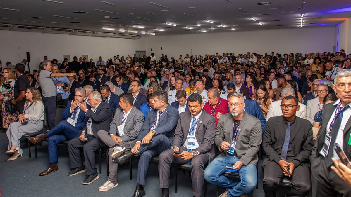 Recorde de público marca início da Macaé Energy 2026
