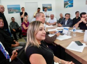 Prefeita de Araruama Daniela Soares participa de encontro sobre Conselho Fiscal e planejamento orçamentário