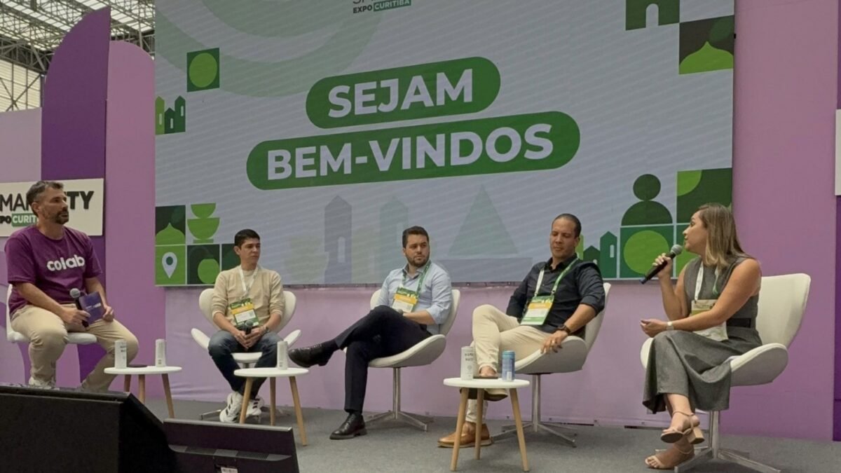 Prefeita de Araruama debate cidades tecnológicas na Smart City Curitiba